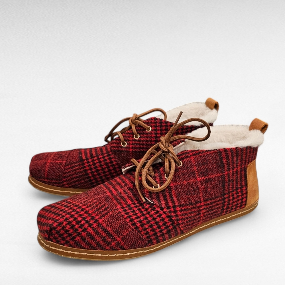 Toms Red Plaid Bota Shoes Size 10